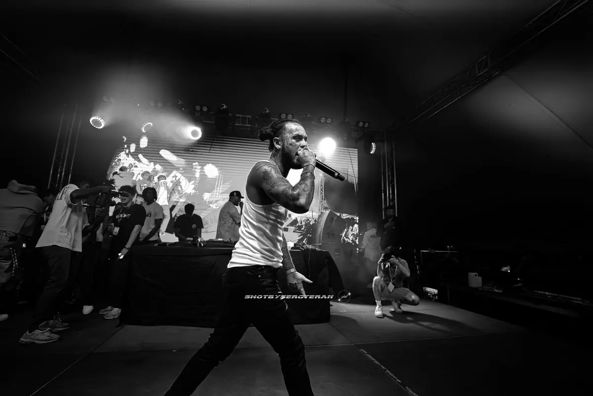 LIL SKIES concert visuals, photo 13 by WHATEVR Creative Studios