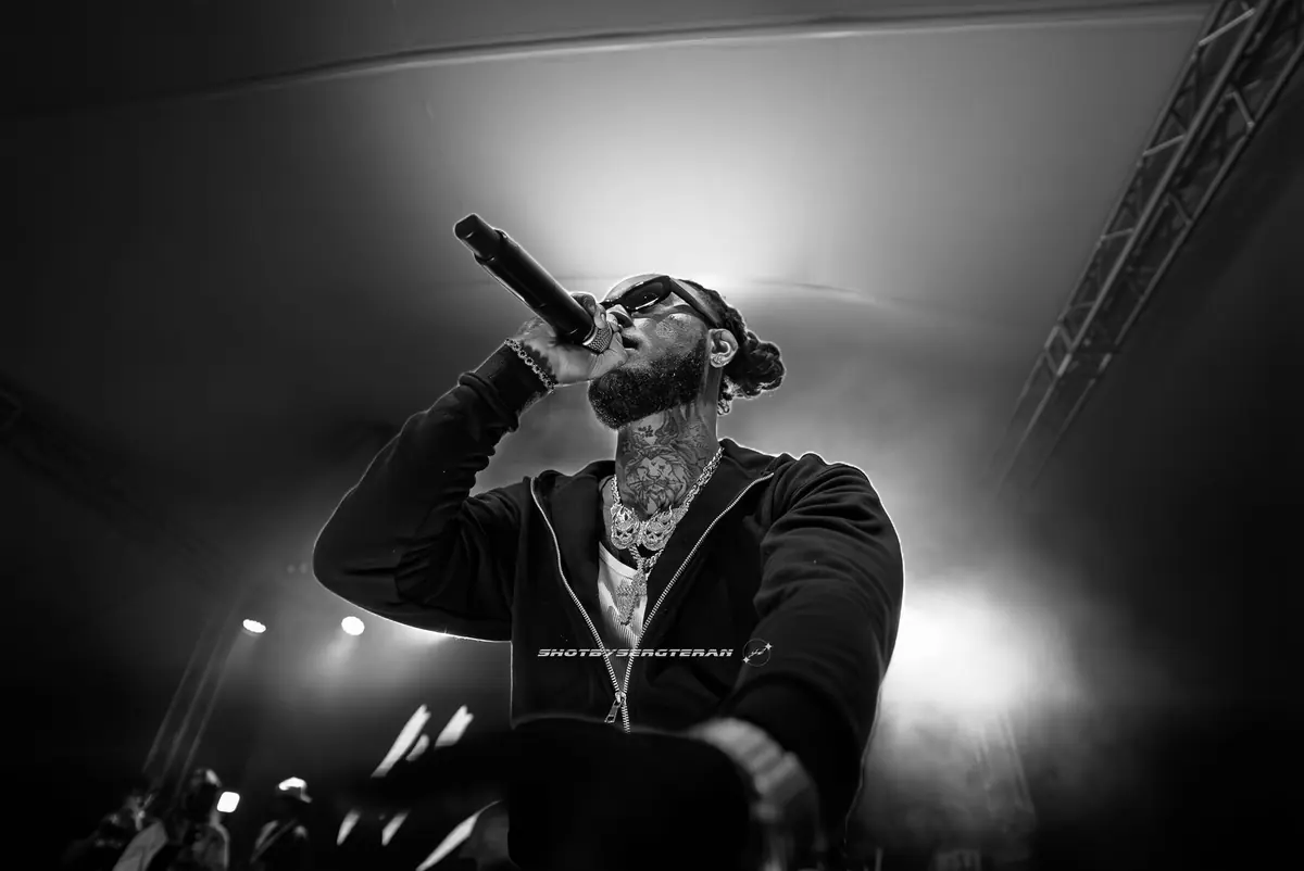 LIL SKIES concert visuals, photo 18 by WHATEVR Creative Studios